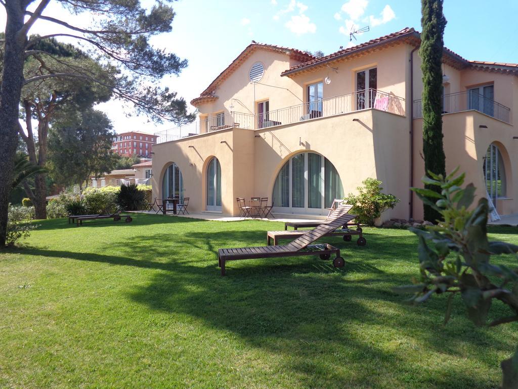 Appartement Villa Angelina Grimaud Exterior photo